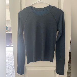Lululemon Swiftly Tech Longsleeve- Race Length Size 6